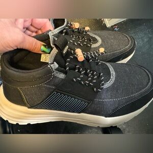 Women’s HeyDude Sirocco Mid Sport Navy Blue Size 10